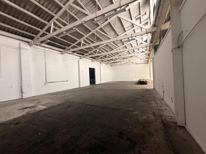 To Let Commercial Property for Rent in North End Eastern Cape
